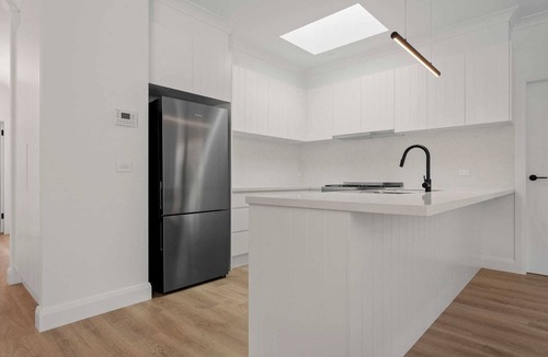 Bathurst Villa | Stylish Central Bathurst Stay