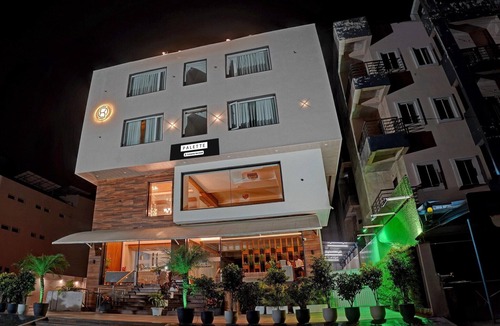 Bhopal House | SuiteHotel Ocean Breeze