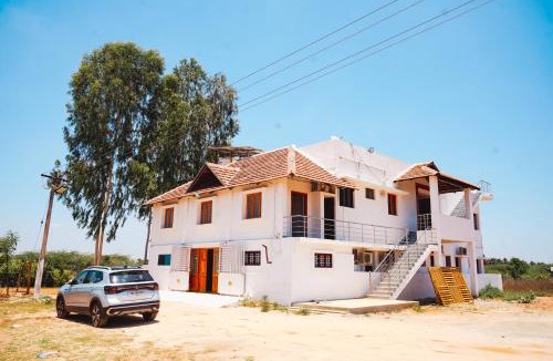 Tirumalaisamudram Hotel | Sumiwhitehouse