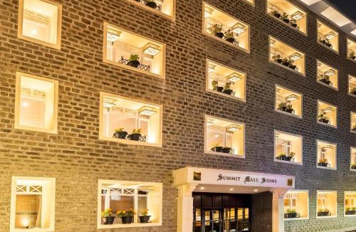 Darjeeling Hotel | Summit Mall Stone Hotel at Mall Road