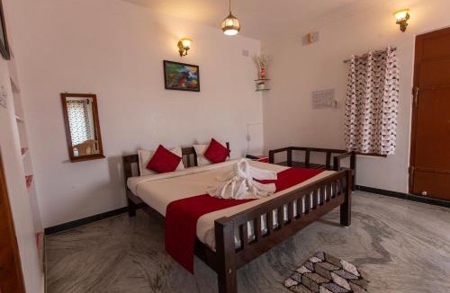 Kalapettai Bed & Breakfast | Sunflower Villa