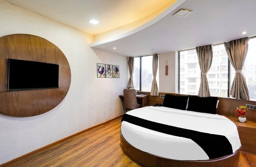 Andheri East House | Super Collection O Andheri