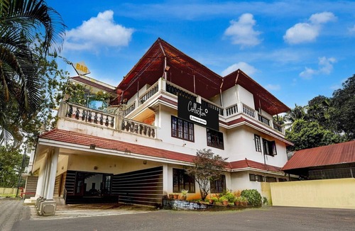 Kochi House | Super Collection O Kangarappady