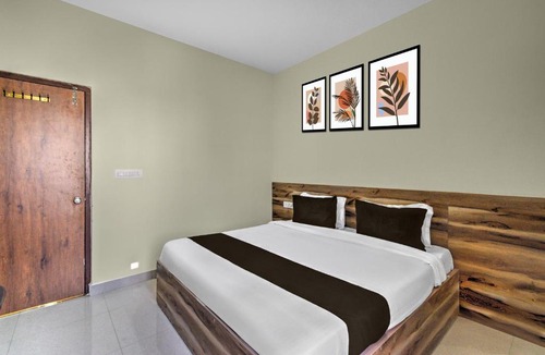 Hyderabad Hotel | Super Hotel O GK Grand