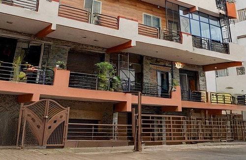 Narasapura House | Super Hotel O Madavara Metro Station