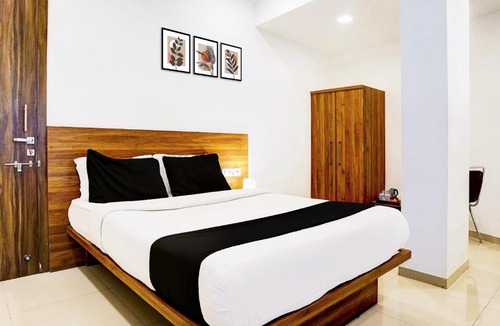 Nashik Road Hotel | Super Hotel O Nashik Road Formerly The Address Hotel