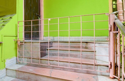 Kolkata House | Super Hotel O Shakuntala Park
