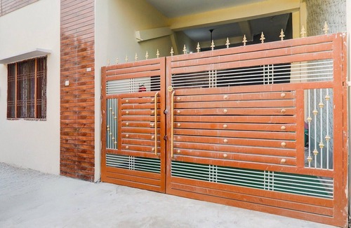 Varanasi House | Super Hotel O Sudhirpur