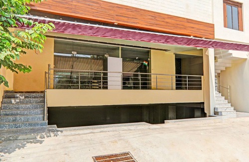 Hazratganj House | Super Kathauta Jheel Malhaur Gomti Nagar