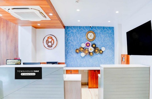 Bhopal Hotel | Super Super Townhouse Oak Bhopal ISKCON