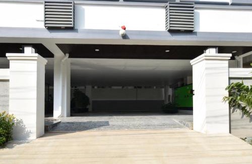 Serilingampally Hotel | Super Townhouse IKON SUITES
