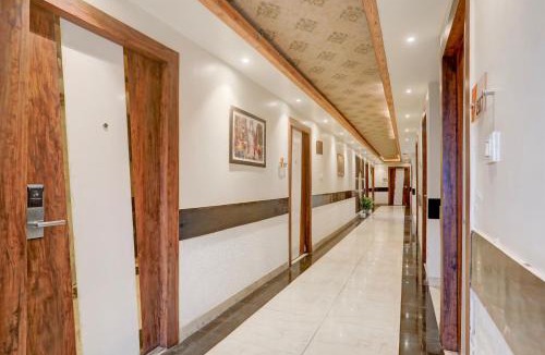 Danapur Hotel | Super Townhouse Oak Amity University Patna Formerly The Golden Crown
