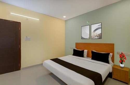 Hyderabad Hotel | Super Townhouse Oak NFC Crossway Hyderabad