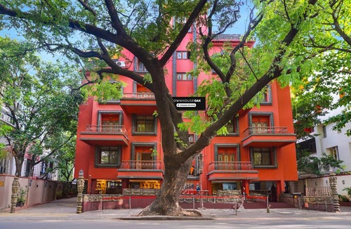 Erandwane House | Super Townhouse Oak Prabhat Road