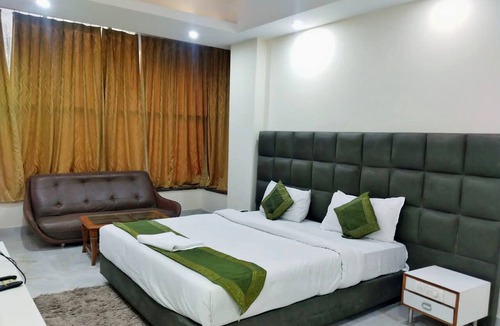 Noida Hotel | Superb 9-bedroom hotel with AC in vibrant Noida - Gaba Suites and Banquet Noida