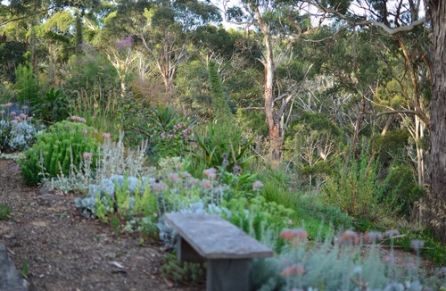 Hepburn House | Superb hilltop designer home with panoramic views in Hepburn.