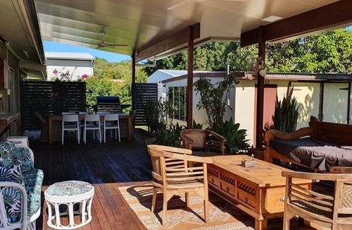 Rainbow Beach House | Surf N Earth - Rainbow Beach