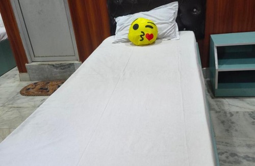 Patna Hotel | T & G Guest House