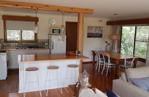 Ventnor House | T/Tree house, Harris Road, Ventnor