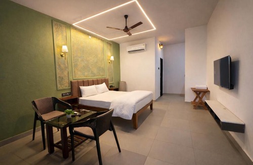 Tonse West House | TAM BoSa Beach Retreat