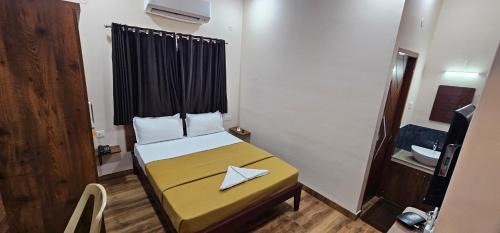Kumbakonam Hotel | Tamil Arangam