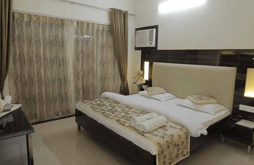 Allahabad Hotel | Temptation Ultimate