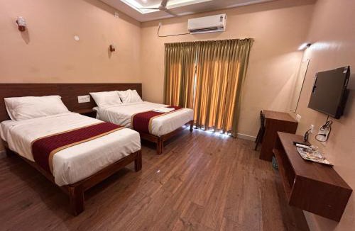 Kuilapalayam Hotel | Thanish grand residency
