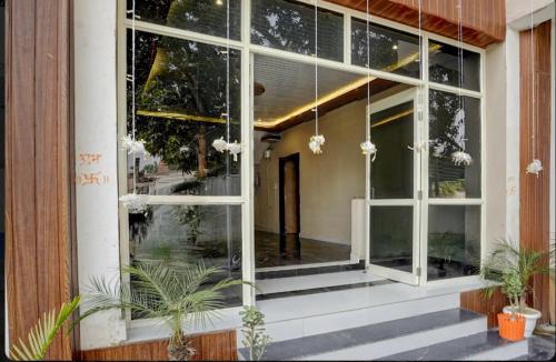 Varanasi Hotel | The Ambrosia Stay