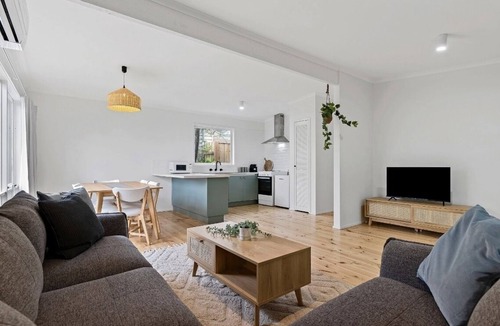 Blairgowrie House | The back ultimate beach family, couples, girls trip or golf trip stay.