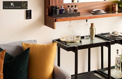 Petersham Apartment | The Brass Banana in Petersham