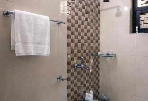 Gurugram Hotel | The Crown In Hotel