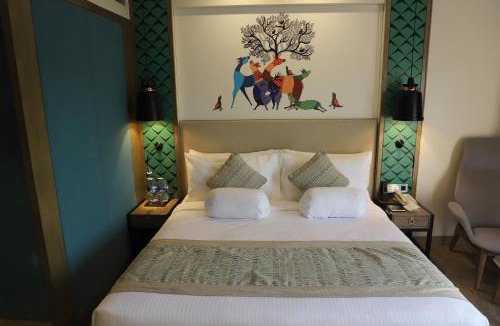 Seraikela Hotel | THE CRUZE PREMIUM BOUTIQUE HOTEL