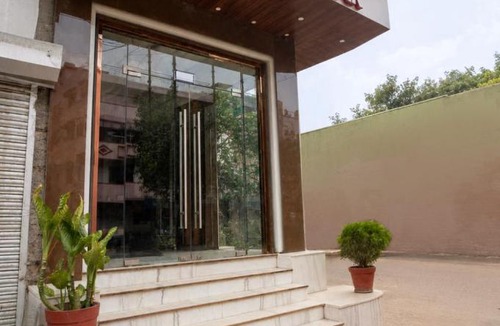 Paharganj Hotel | The Delhi Star Hotel near Connaught Place- New Delhi