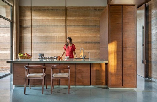 Waghoriya Villa | The Earth House