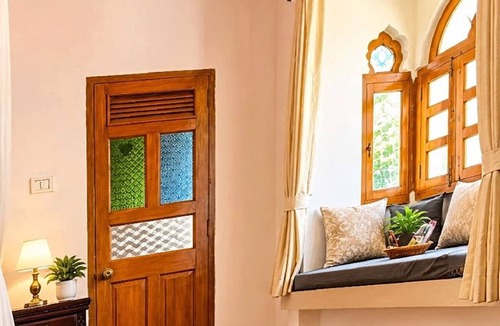 Amar Sagar Pol Hotel | The Elite Castle