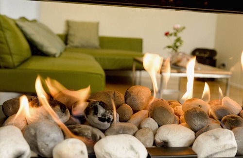 Paringa Villa | The Frames 'Pastiche' Luxury Retreat overlooking River Murray private Pool, Spa