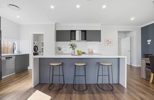 Gledswood Hills House | The Gledswood Estate | 7BR Family & Group Retreat ⭐ sleeps 16+