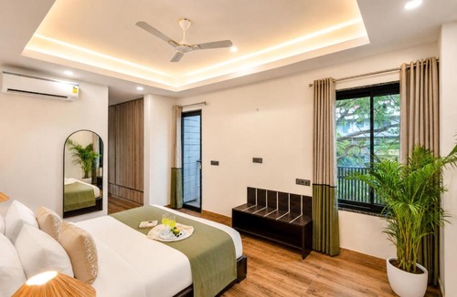 Sushant Lok Apartment | The Golf Course Residency by The Blue Kite , 3 & 2BHK Apt with Fully Equipped Kitchen, Wifi & Balcony Near Golf Course Rd & Medanta Hospital