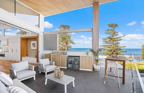 Shellharbour House | The Grand Ocean Vista - Heated Pool, Spa, Lift, Luxury Accommodation