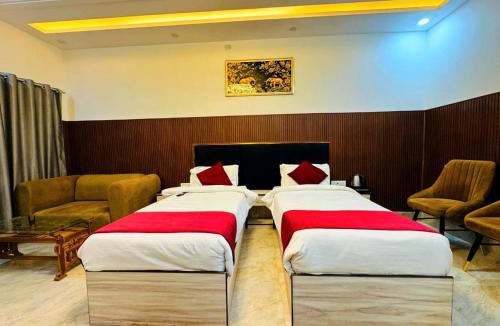 Allahabad Hotel | The Grand Palace