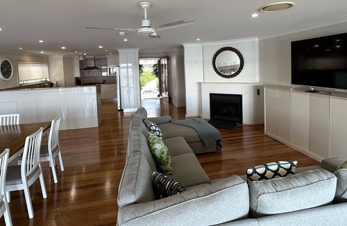 Summerland Point House | The Lakeside Escape with jetty.
