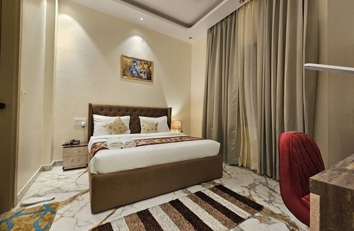 Greater Noida Hotel | The Lodgers Boutique Hotel Greater Noida