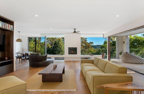 Whale Beach House | THE LOOKOUT by Palm Beach Holiday Rentals
