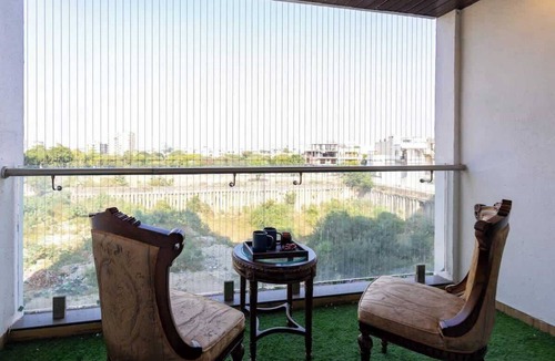 Tonk Road Apartment | The Majestic Crown - 2BHK luxury home by Viraalay