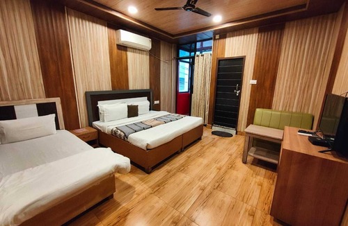 Rishikesh Hotel | The Mountain View Tapovan- By Tree Town Hospitality