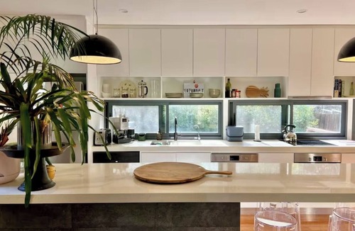 Emerald House | The Observatory | Leafy Hideaway & Stargazing Deck