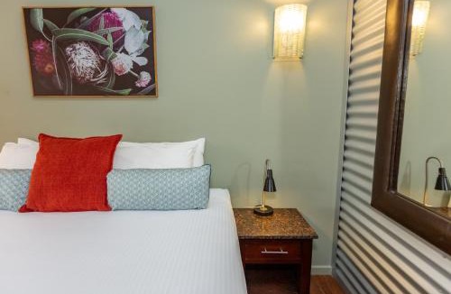 Morwell Hotel | The Olive Tree Motel