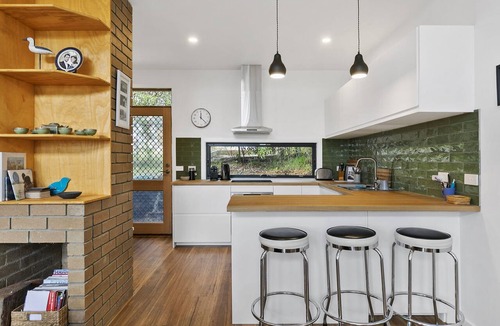 Anglesea House | The Property