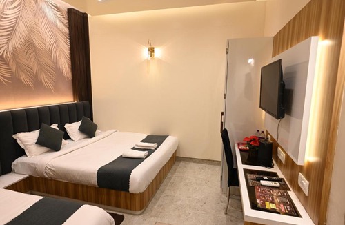 Varanasi Hotel | The Raghav Vilas Luxury Stay near Kashi Vishwanath Temple