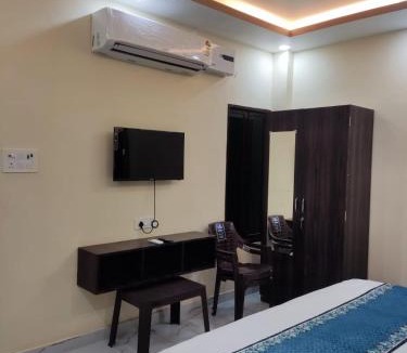 Faizabad Hotel | The Rama Junction